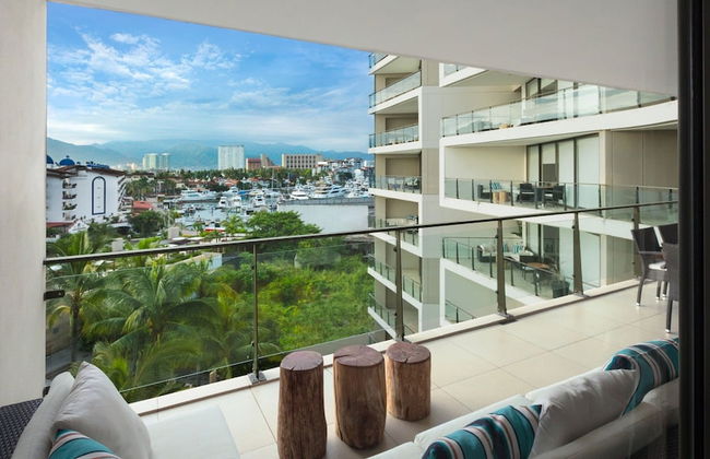 Grand Club Marina Condo at Live Aqua Private Residences Nima Bay - Foto 11