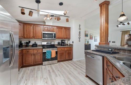 Bliss of Burdett on the Seneca Wine Trail w Hottub and Barbecue - Foto 33