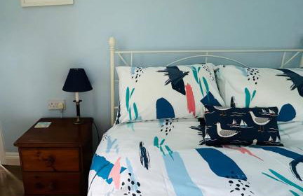 Beautiful & Peaceful Garden Retreat at 'The Lower Deck' - Foto 3