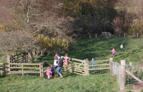 Granary Cottage with hot tub on organic farmland - Foto 3