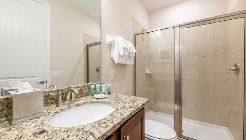 Spectacular Home Near Disney With Private Pool, Movie Theater And Pool Table With Waterpark & Resort Access - 332Sf - Foto 5