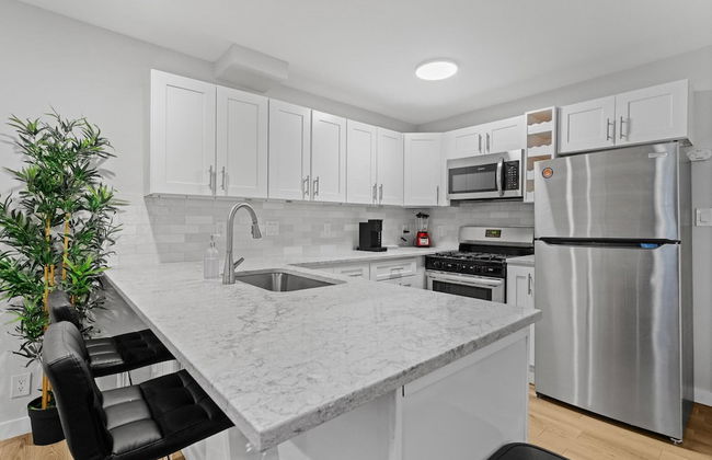 Stylish 1BR Downtown Evonify - Foto 33