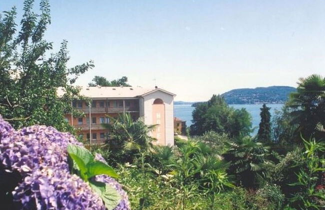 Apartment in Residence on Lake Maggiore near Beach - Foto 16