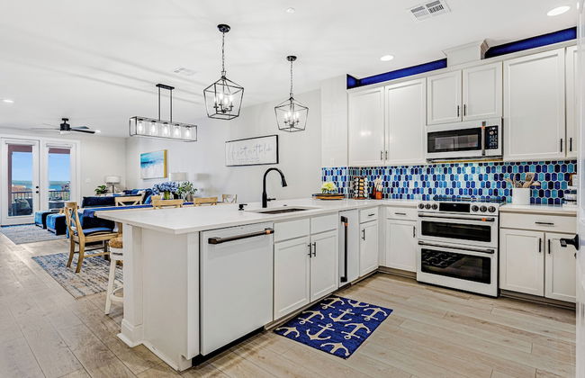 Luxury Waterfront Condo W/pool & Views! - Foto 12