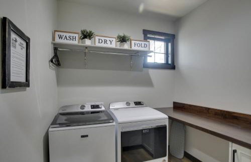 Luxurious Lead Vacation Rental with Private Hot Tub! - Foto 33