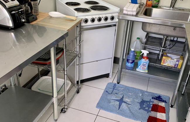 3 Suites Free Breakfast Steps to Beach - Photo 59