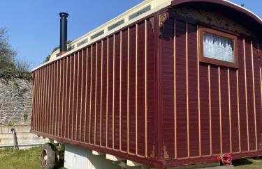 Vintage Showman's Wagon For Two Close to Beach - Foto 2