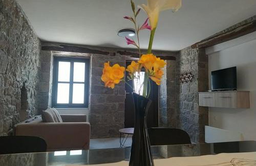 Stone House 2025 - Foto 1