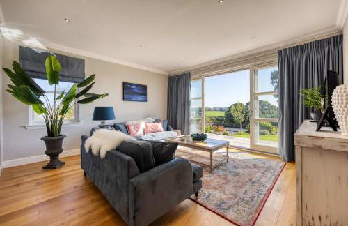 Stunning 4 Bedroom Farmhouse - Foto 2