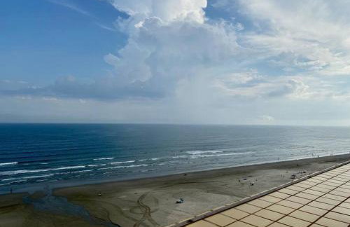 Apartamento Praia Grande! Prédio frente ao mar - Foto 11