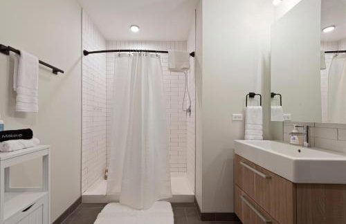 Experience Downtown Chicago at Millennium - Luxury Apartments in The Loop - Photo 33