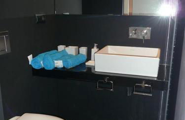 Apartamentos Hiedra y Tapinería Mercado Central - Photo 26