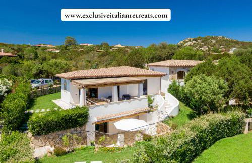 Seafront Villa - 5min to BRANDINCHI I Exclusive Garden I Private Beach I BBQ I Wi-Fi - Foto 1