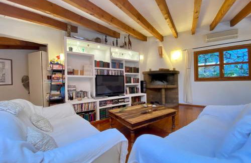 Fabulous Rustic Villa Set On Mountain With Unique Views - Foto 44