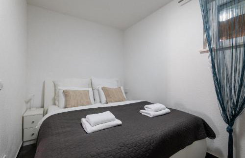 Bayview Villa by Pag tours - Photo 43