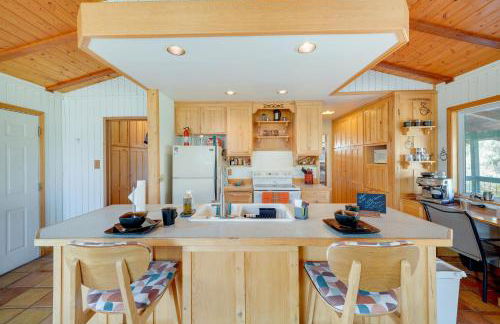 Scenic Kernville Getaway with Deck and Mountain Views! - Foto 7