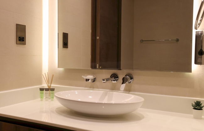 Elite LUX Holiday Homes - Enchanting 1BR Apt Games Pool Gym Access in Arjan Dubai - Photo 19