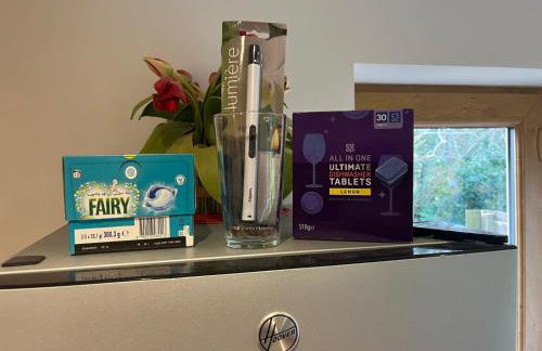 Stunning cottage with hot tub - Photo 34