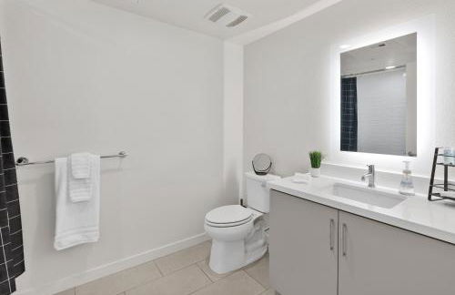 Bright Studio on Sunset Blvd Pool, Parking, Gym - Foto 10