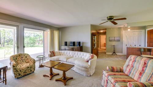 Fifties Beaufort Home with Patio, On Newport River! - Foto 4