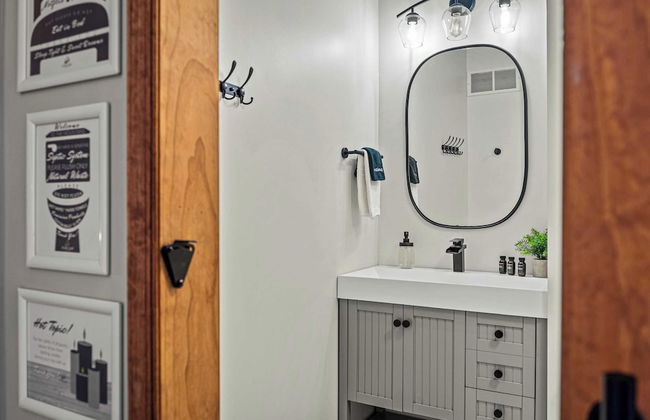 Laker's Pointe by Avantstay Lakefront Private Peninsula Hot Tub, Game Room - Foto 47