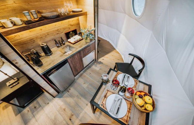 Cross Hill Glamping - Photo 9