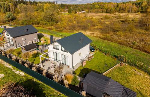 Biała chatka w Krzaczastym Zakątku - Foto 15