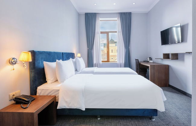 Alma Boutique Hotel - Photo 1