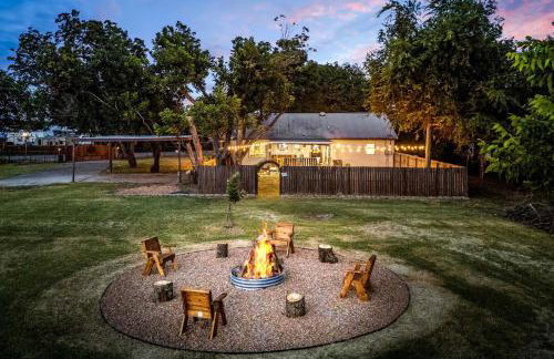 Peace, Space and Starry Nights Ranch Home in Azle - Photo 28