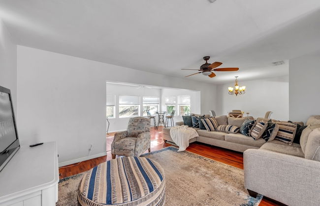 Sunny Retreat In Clearwater 2 Bedroom Home by RedAwning - Foto 14