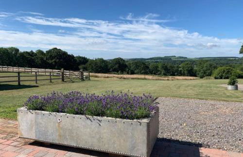 The Coach House - Photo 19