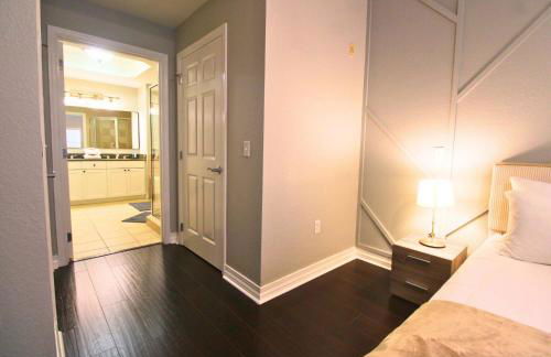 Luxurious 3-Bedroom Condo in Reunion Resort - Foto 34