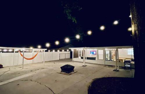 The Peach Family Friendly Oasis - Photo 13