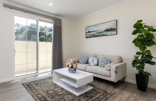 Luxurious Pasadena Home w Parking & Near Old Town - Foto 26