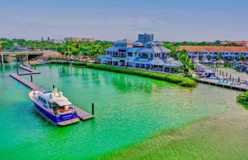 *NEW* The Surf Shack Jupiter! - Foto 6