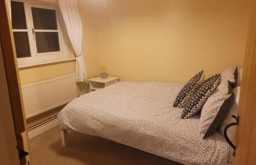 Two Bedroom Cottage (rural setting with good Access links) - Photo 10