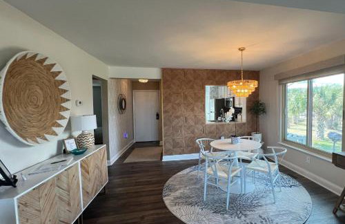 Beachfront Saint Helena Island Condo with Amenities! - Foto 5