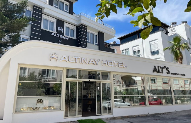 ALTINAY HOTEL - Photo 43