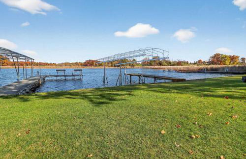 Pet-friendly Grass Lake Hideaway - Foto 29
