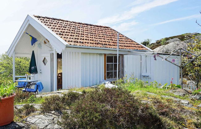 2 Person Holiday Home in Gullholmen - Foto 1