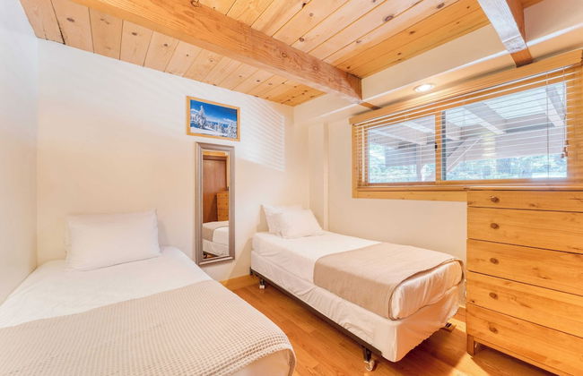 Lake + Beach Access, Pool, Tennis Walk to Chambers Tahoe Timber by Avantstay - Foto 30