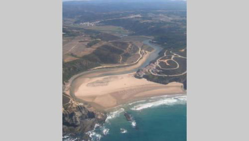 Apartamentos Cavaco - Photo 2