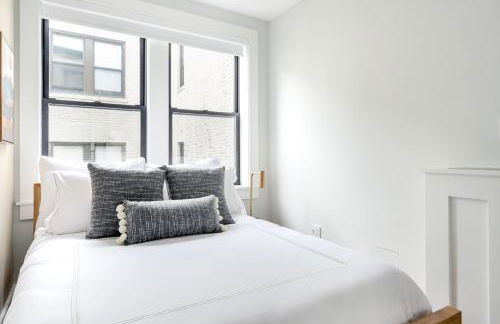 Bright Allston 2BR w WD in basement BOS-272 - Foto 13