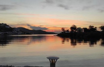 Vourkari, modern apartment overlooking the Marina of Vourkari - Foto 2