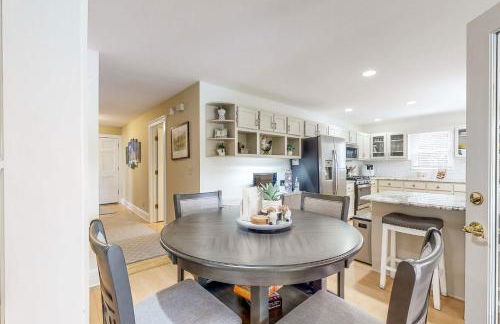 Theater Room! Waterfront Family Haven in Salisbury - Foto 10