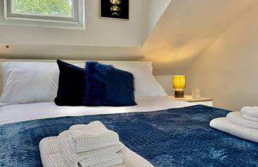 Superb Duplex in North London with reserved parking - Photo 32