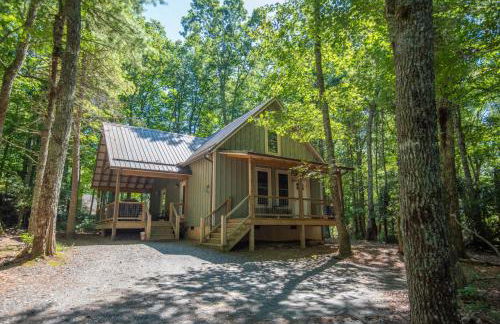 Stone's Throw Bungalow-- Hot Tub, Modern & Updated, Sleeps 2 - Foto 7