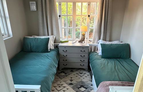 Peaceful Garden Cottage - Foto 11