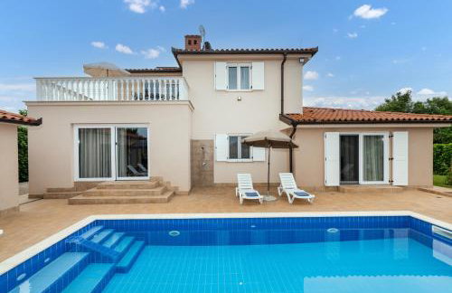 Villa Buroli with Pool, Sauna and Jacuzzi - Foto 4