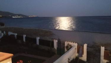 In front of the beach - La terrazza sul mare - Foto 5